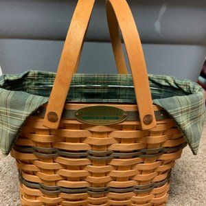 1997 Longaberger Traditions Collection Fellowship Basket with liner & protector